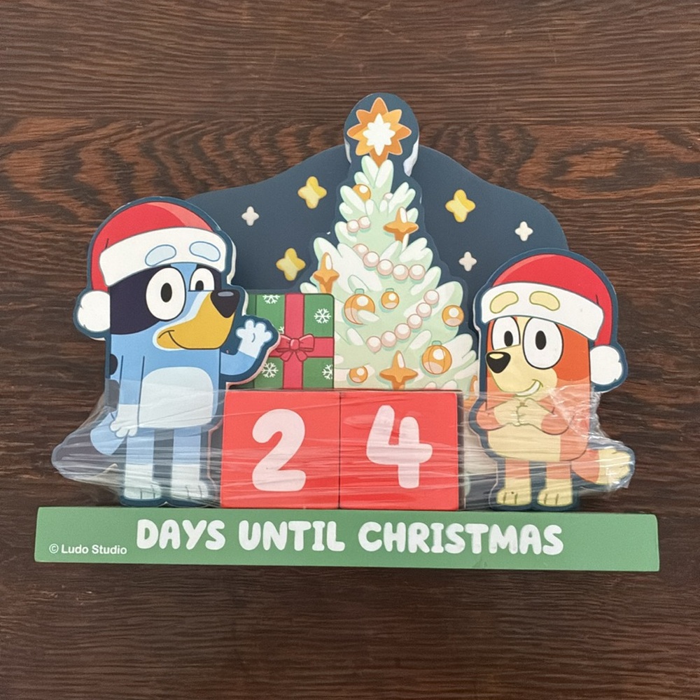 NWT- Bluey & Bingo- Wooden Days Until Christmas Countdown Calendar w/ # Blocks - Picture 15 of 17